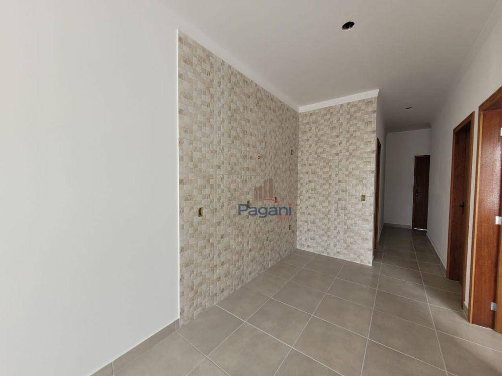 Casa à venda com 3 quartos, 100M2 - Foto 6