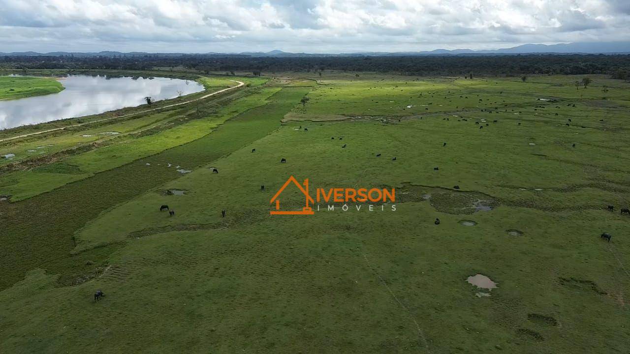 Fazenda à venda com 2 quartos, 300m² - Foto 2