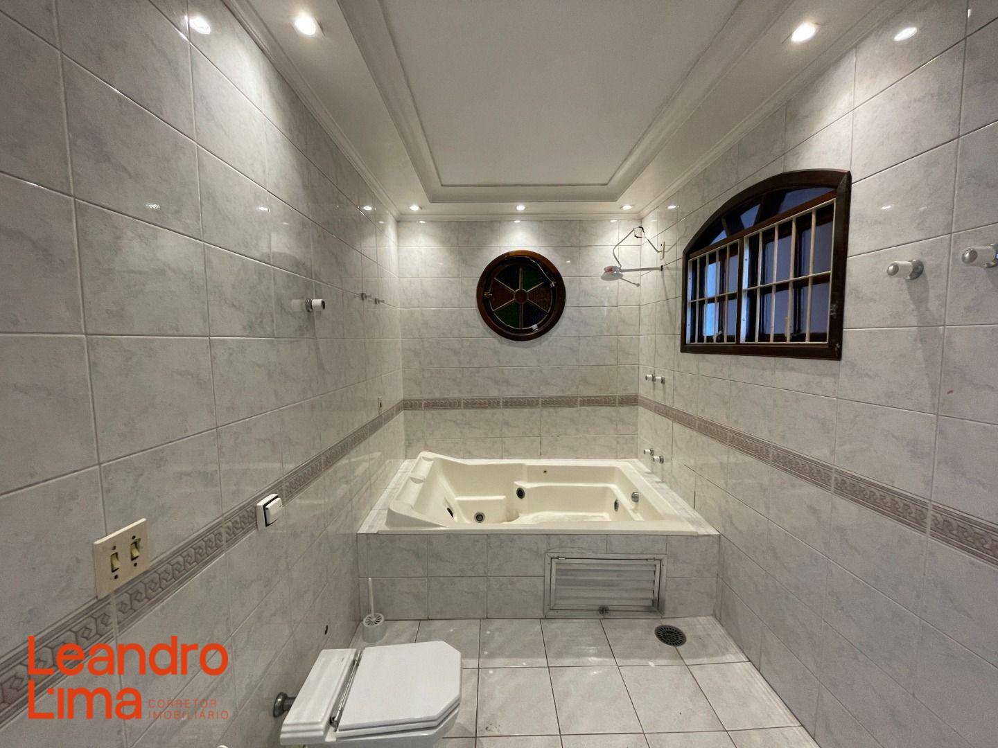 Casa para alugar com 3 quartos, 184m² - Foto 5