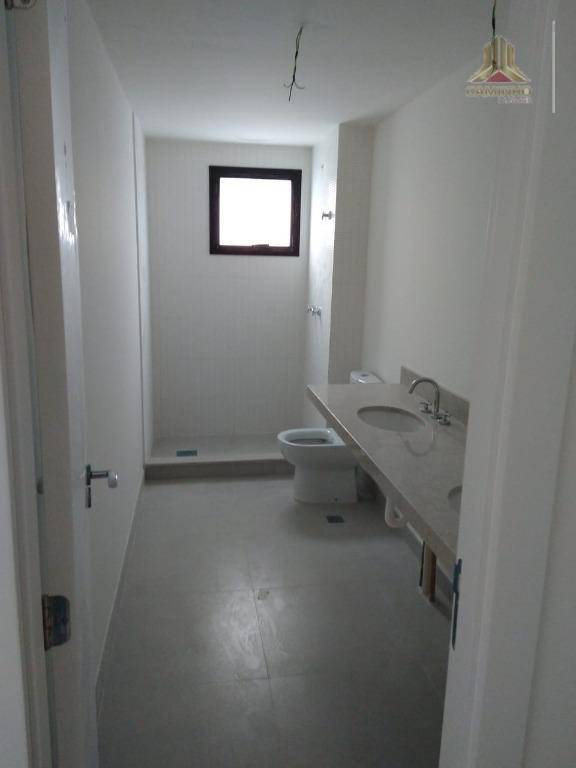 Apartamento à venda com 3 quartos, 125m² - Foto 22