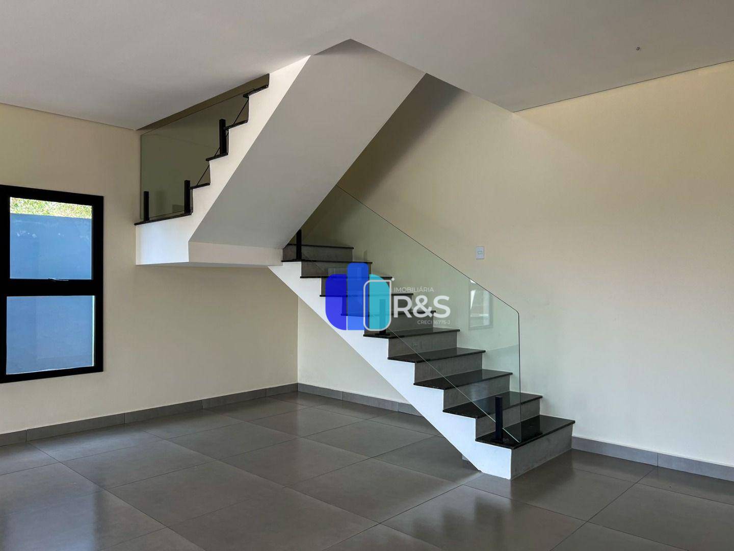 Casa à venda com 3 quartos, 209m² - Foto 7