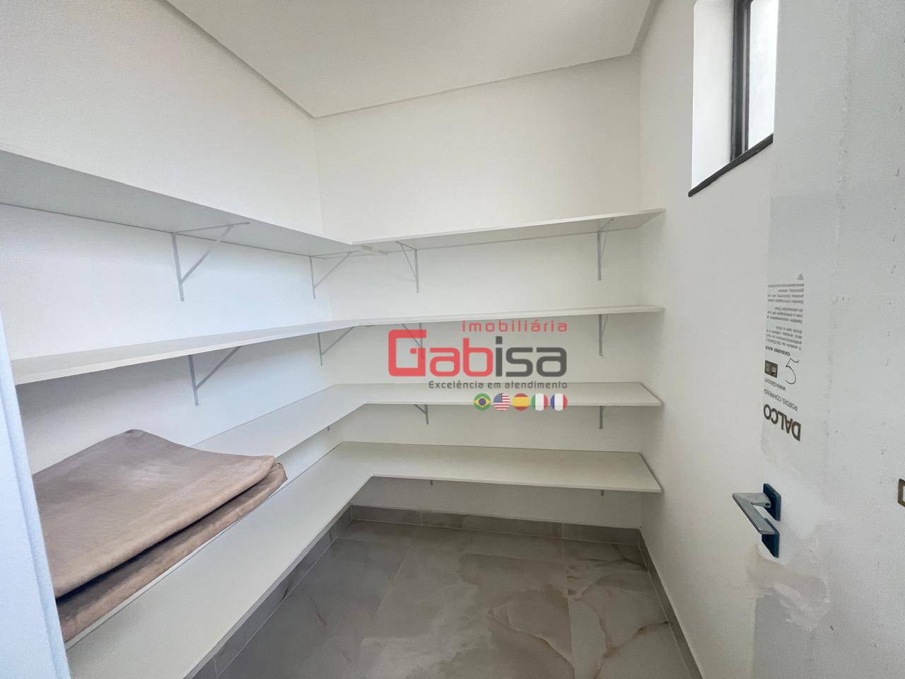 Apartamento para alugar com 4 quartos, 135m² - Foto 23