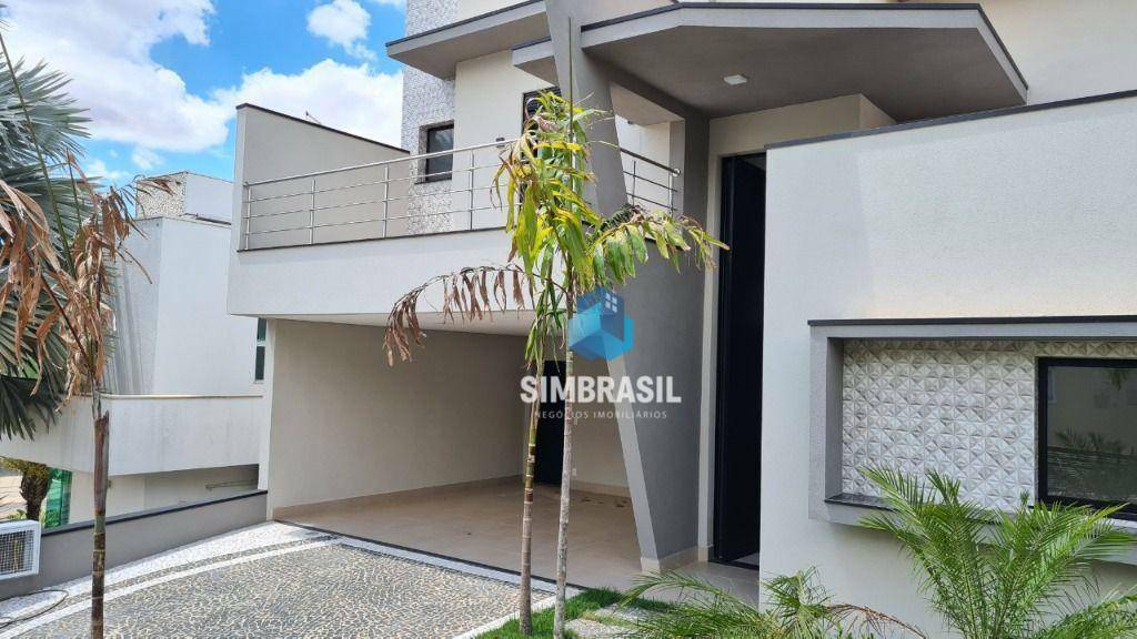 Casa à venda com 3 quartos, 246m² - Foto 3