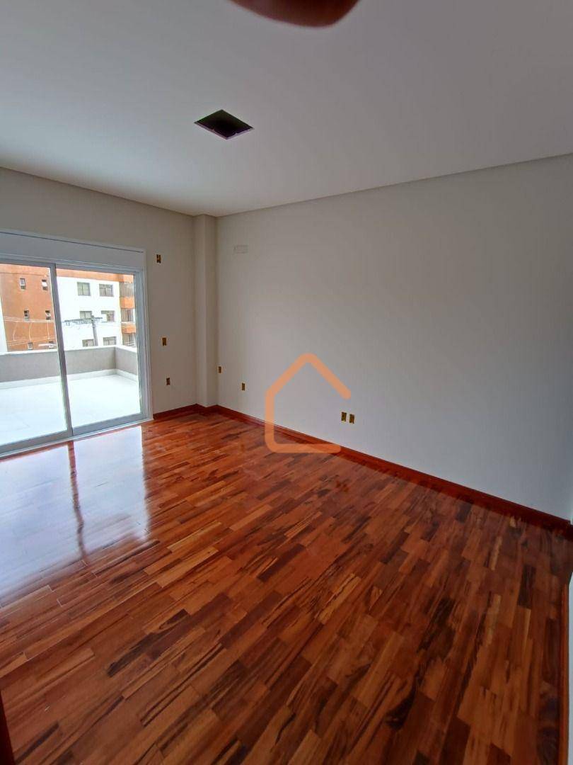 Apartamento, 3 quartos, 157 m² - Foto 4