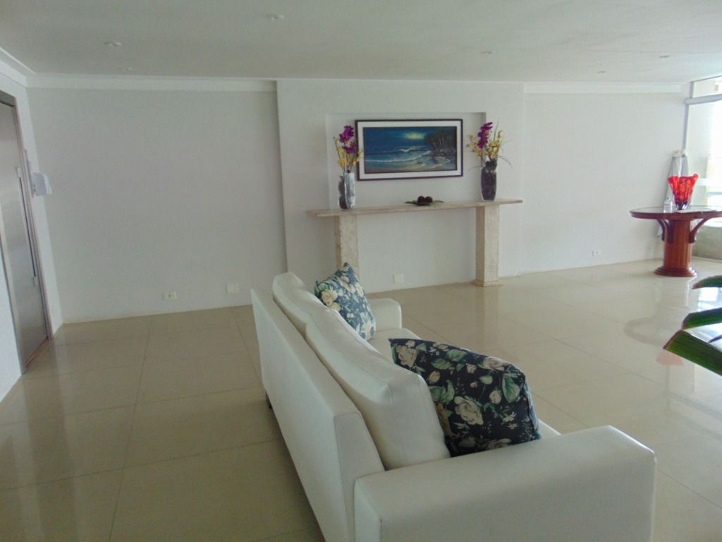 Apartamento à venda com 1 quarto, 60m² - Foto 18