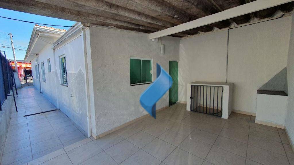 Casa para alugar com 2 quartos, 61m² - Foto 4