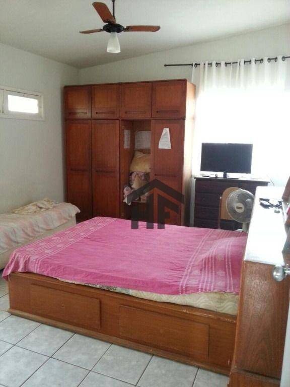 Casa à venda com 3 quartos, 176m² - Foto 9