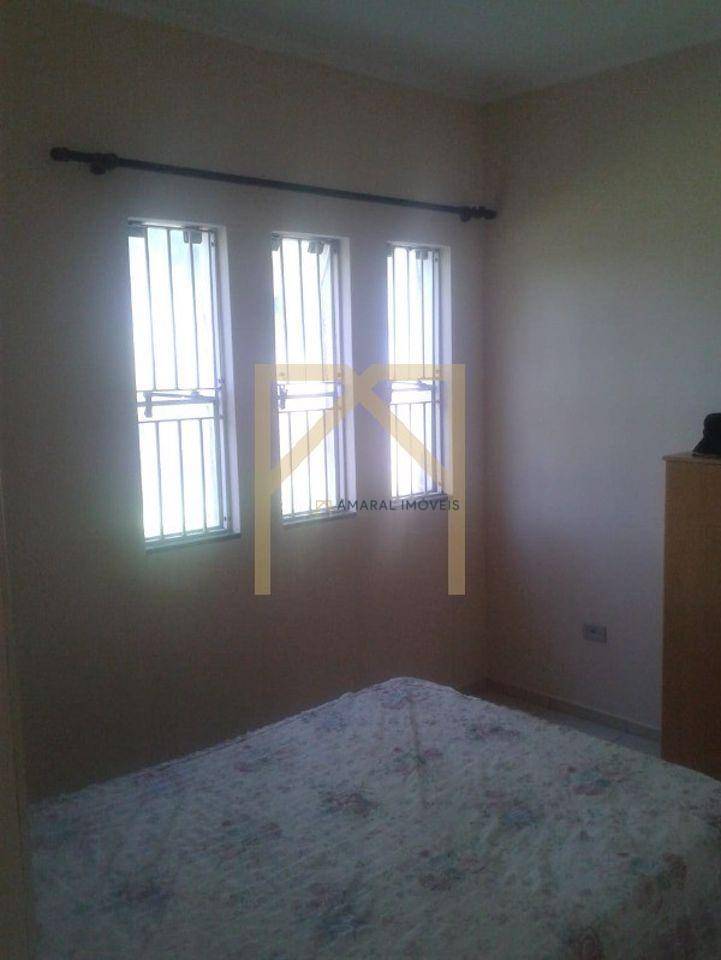 Casa à venda com 2 quartos, 500m² - Foto 15