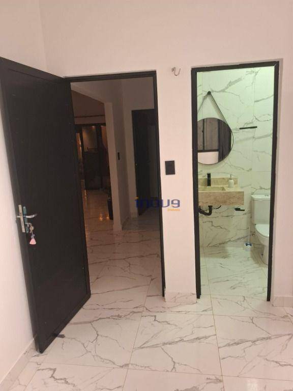 Casa à venda com 2 quartos, 150m² - Foto 12