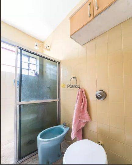 Casa à venda e aluguel com 5 quartos, 166m² - Foto 8