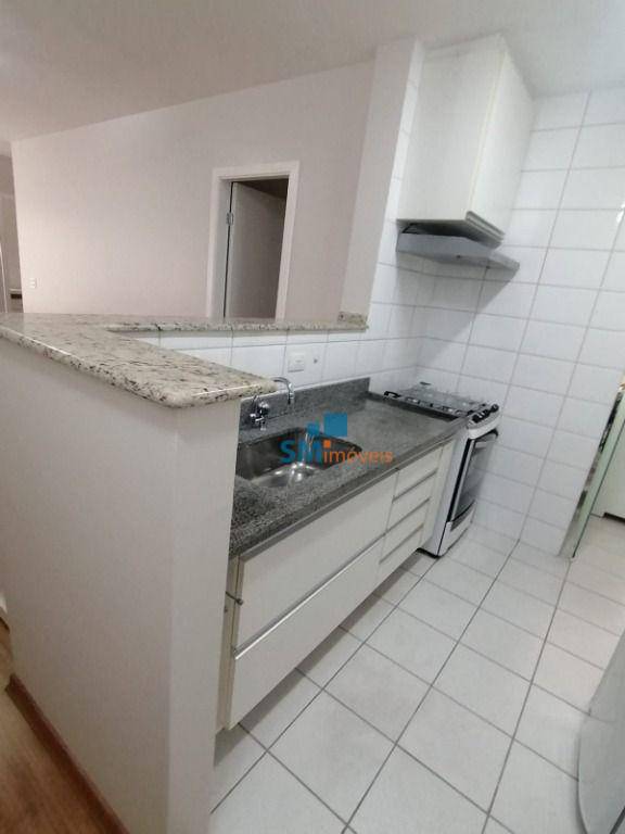 Apartamento para alugar com 2 quartos, 80m² - Foto 9