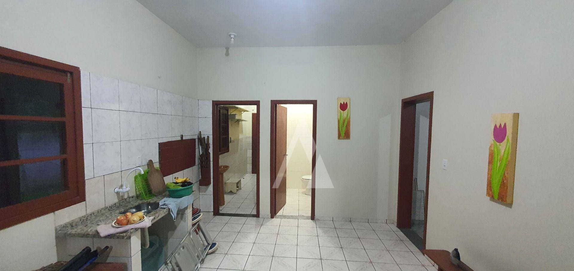 Casa à venda com 5 quartos, 340m² - Foto 9