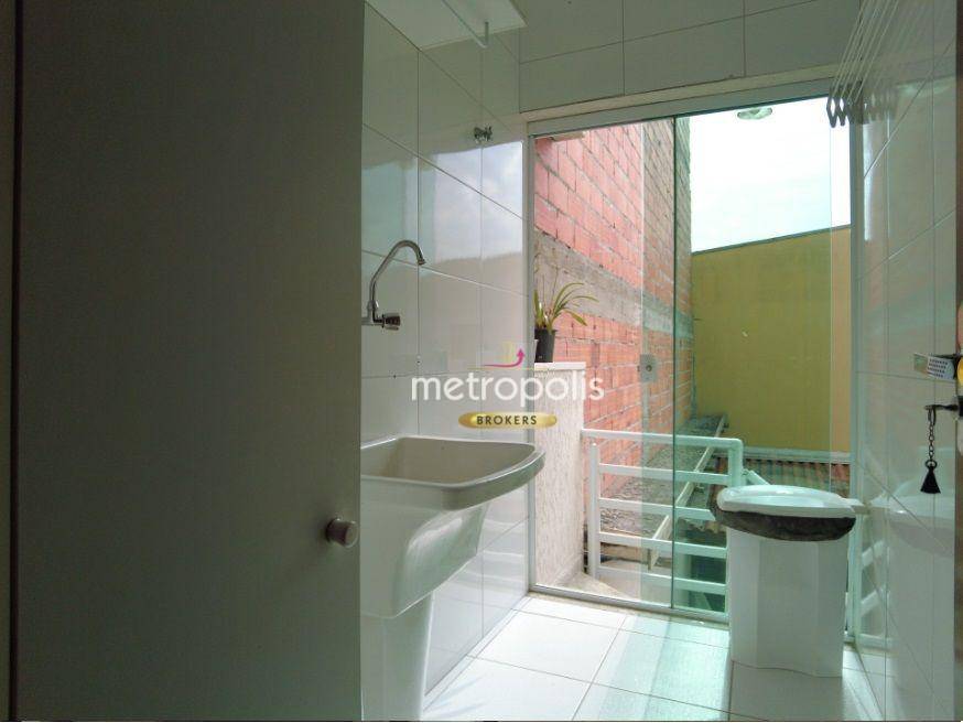 Sobrado à venda com 3 quartos, 214m² - Foto 6