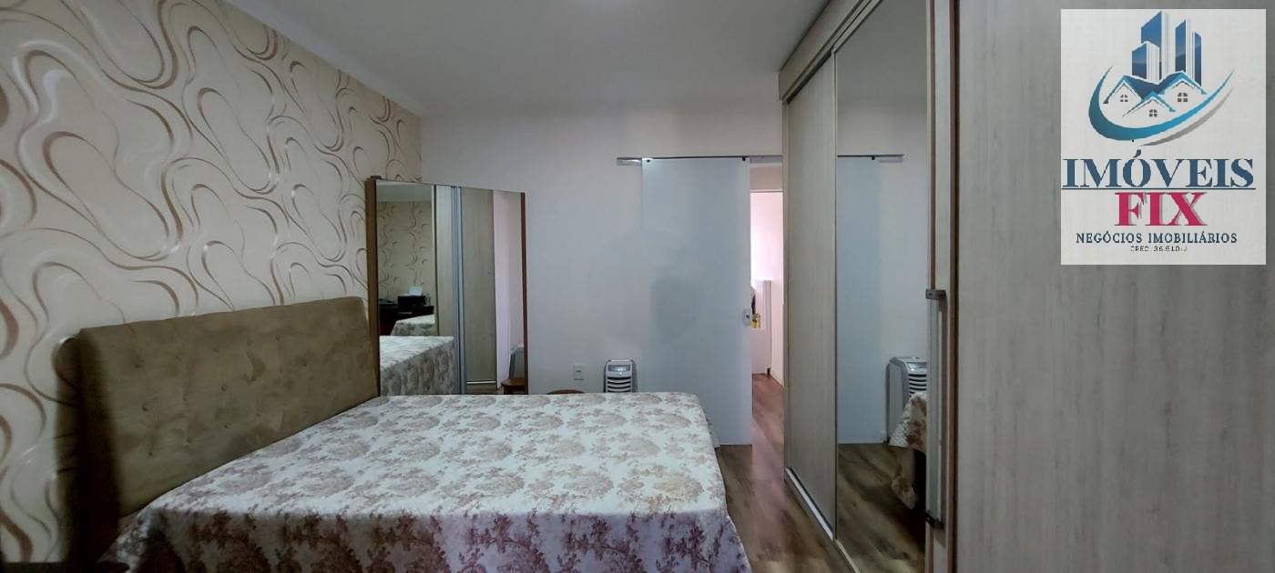 Casa à venda com 3 quartos, 262m² - Foto 13