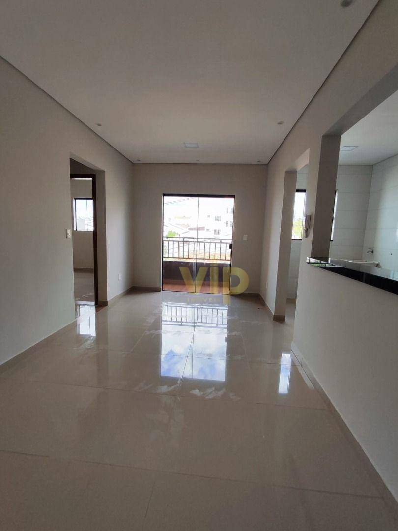 Apartamento à venda com 2 quartos, 60m² - Foto 1