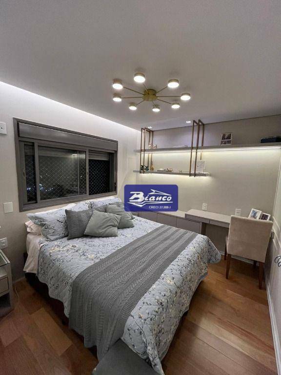 Apartamento à venda com 3 quartos, 159m² - Foto 18