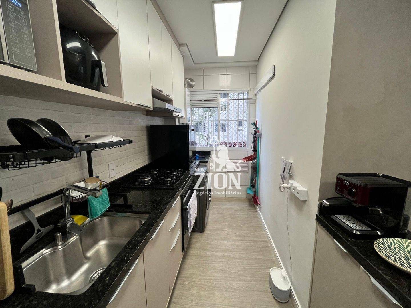 Apartamento à venda com 2 quartos, 42m² - Foto 7