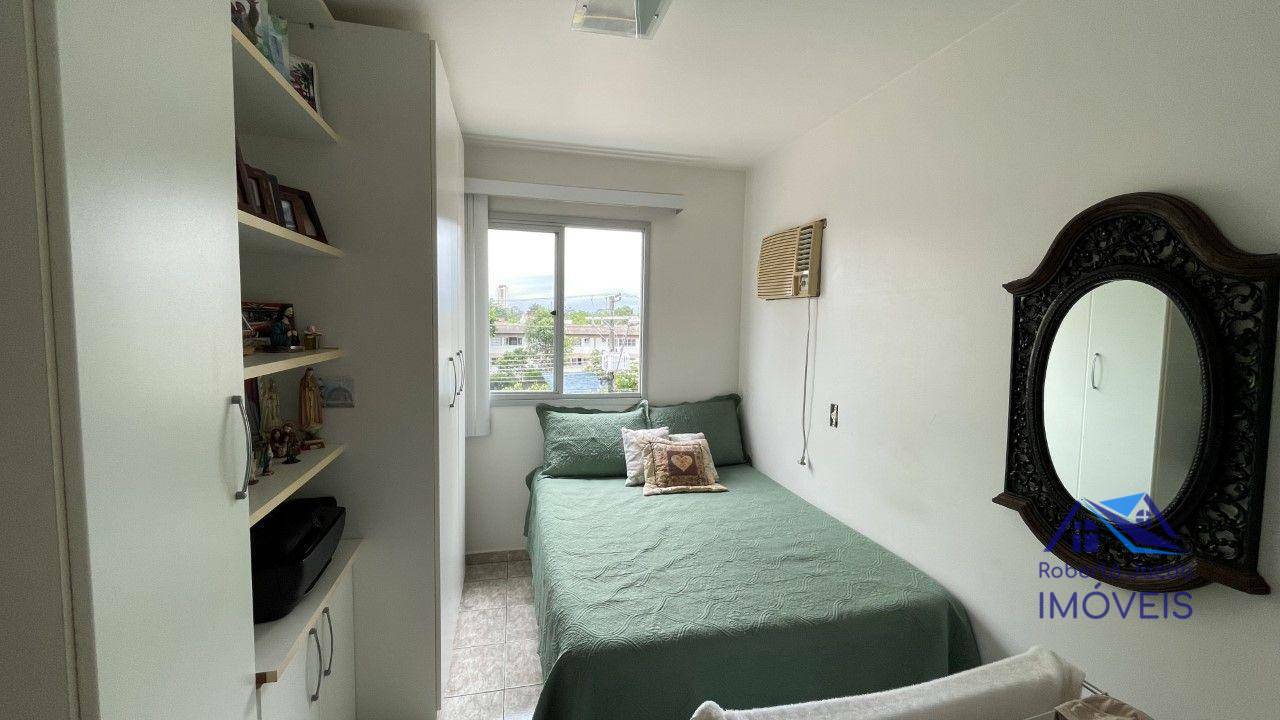 Apartamento à venda com 3 quartos, 74m² - Foto 12