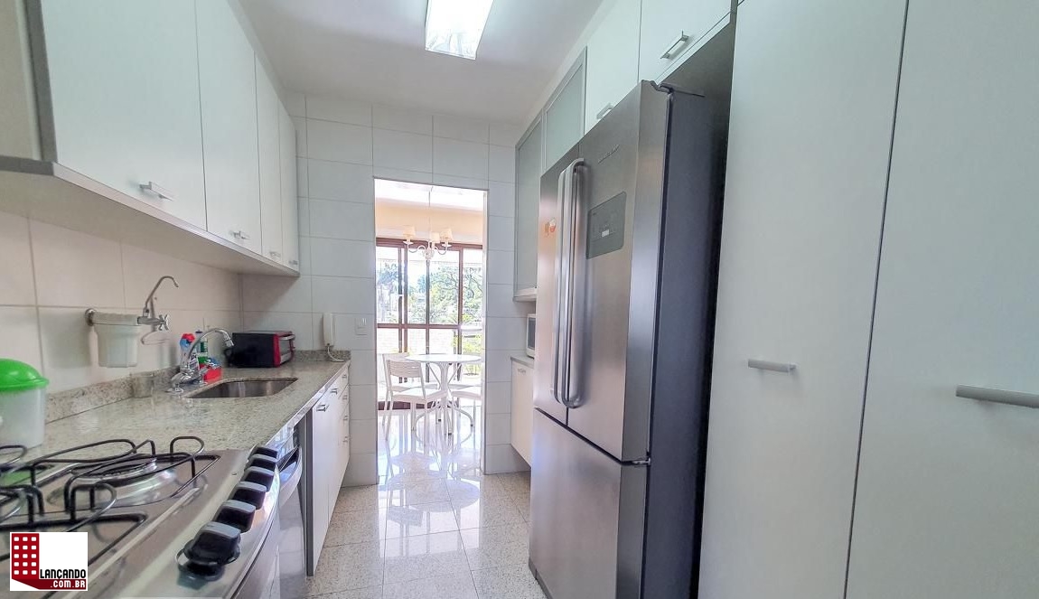 Apartamento à venda com 4 quartos, 151m² - Foto 9