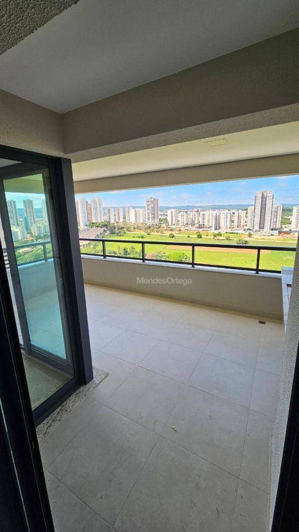 Apartamento à venda com 3 quartos, 131m² - Foto 25