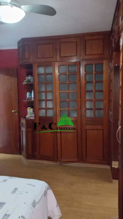 Casa à venda com 2 quartos, 125m² - Foto 8