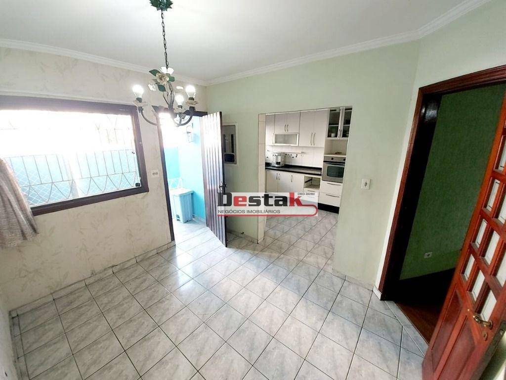 Sobrado à venda com 3 quartos, 252m² - Foto 9