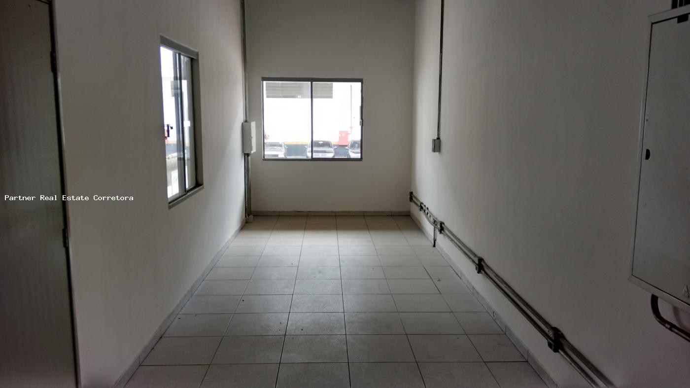 Depósito-Galpão-Armazém para alugar, 1298m² - Foto 28