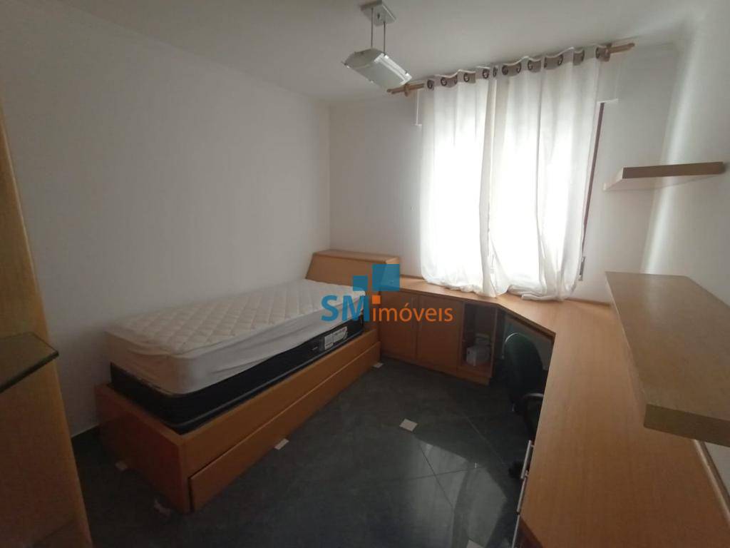 Apartamento para alugar com 4 quartos, 110m² - Foto 12