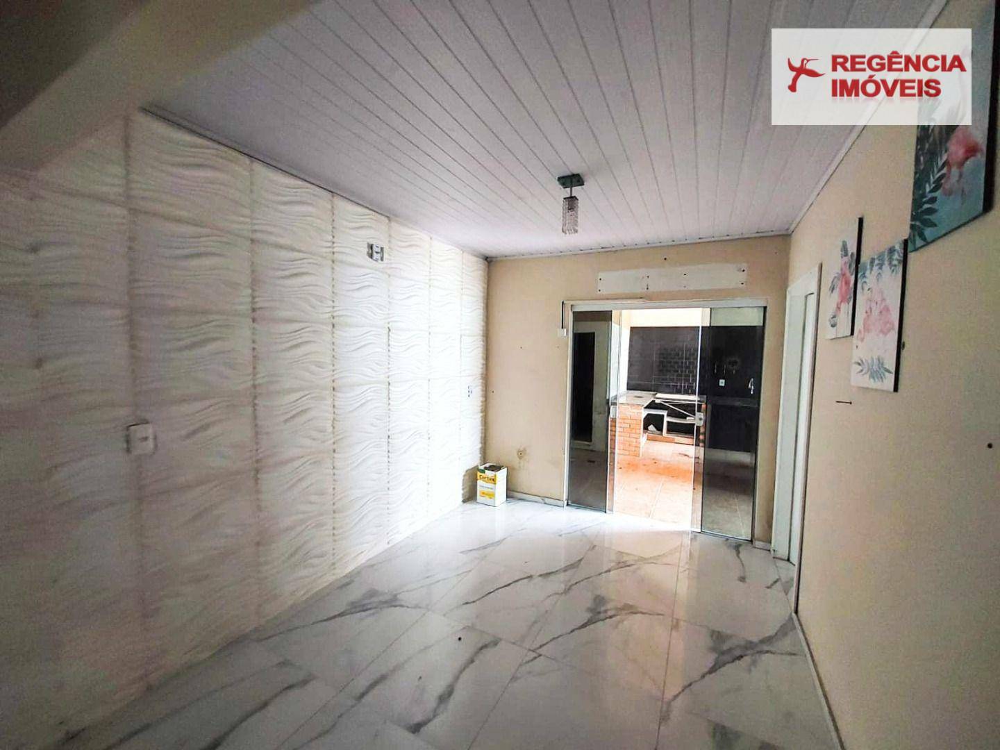 Casa à venda com 3 quartos, 100m² - Foto 5