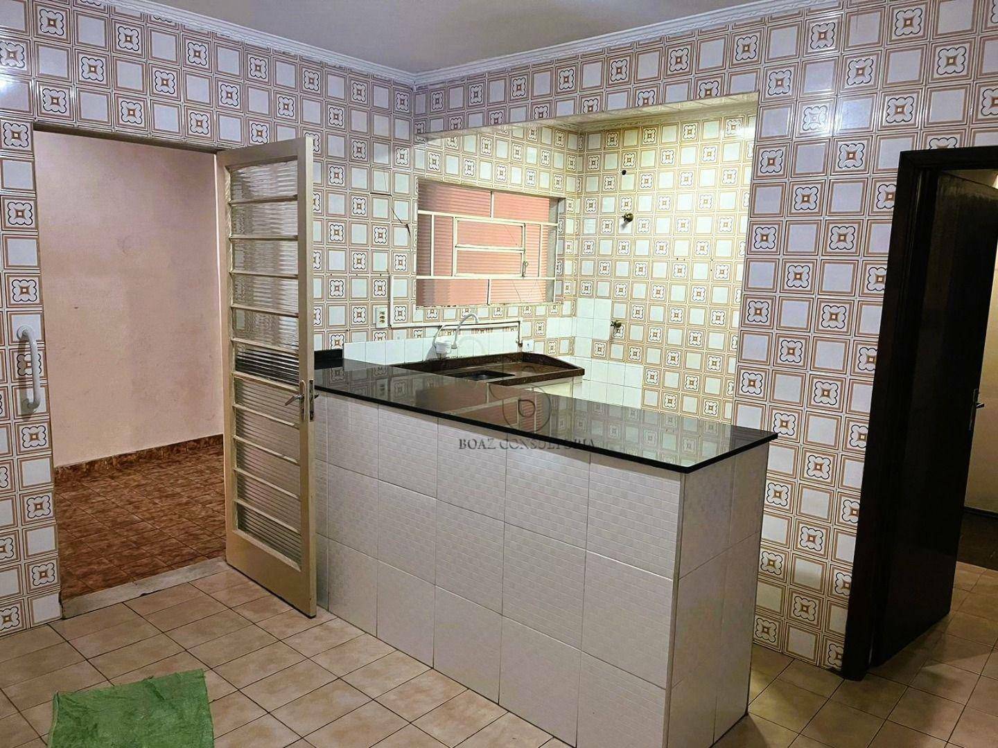 Casa para alugar com 3 quartos, 179m² - Foto 5