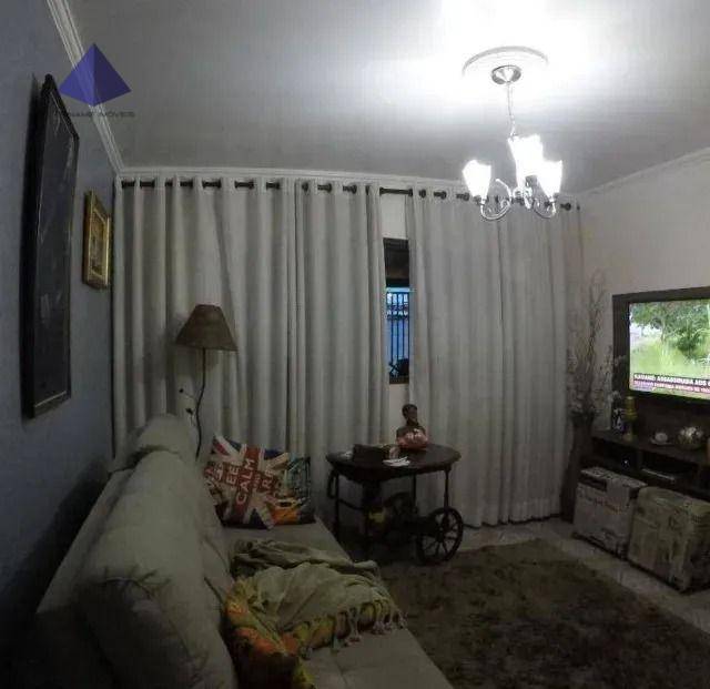 Sobrado à venda com 6 quartos, 125m² - Foto 2