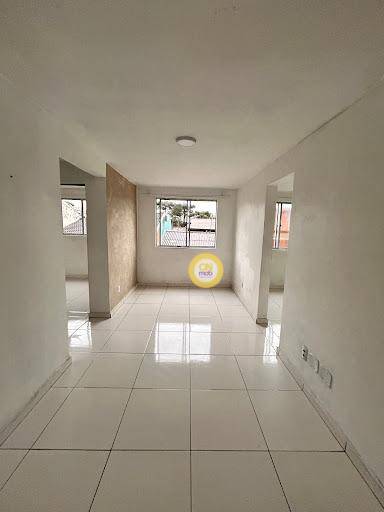 Apartamento à venda com 2 quartos, 42m² - Foto 3