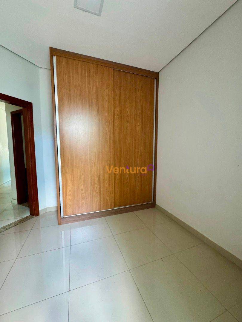 Casa à venda com 3 quartos, 105m² - Foto 13