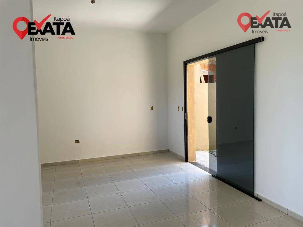 Casa à venda com 3 quartos, 97m² - Foto 4