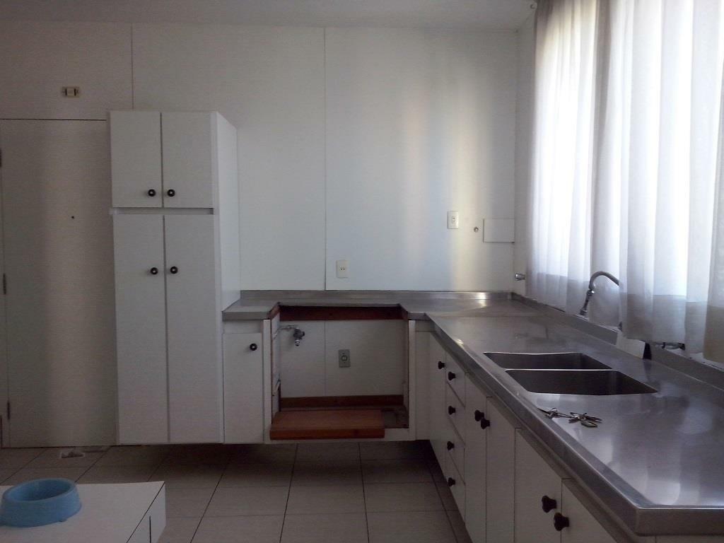 Apartamento à venda com 3 quartos, 200m² - Foto 20