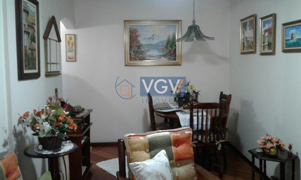 Apartamento à venda com 3 quartos, 110m² - Foto 1