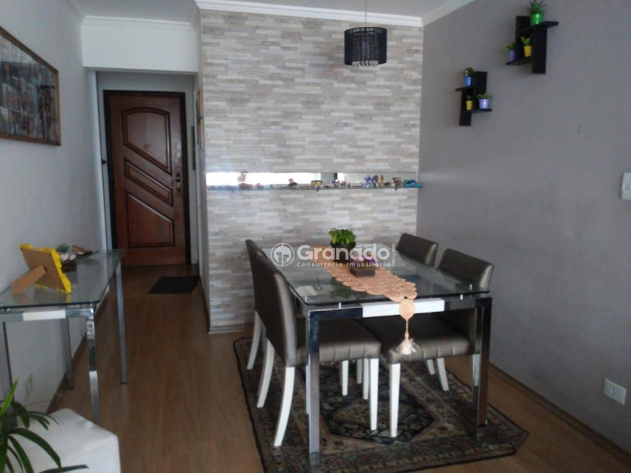 Apartamento à venda com 2 quartos, 65m² - Foto 4