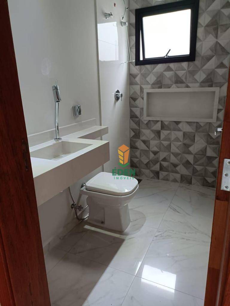 Casa de Condomínio à venda com 3 quartos, 211m² - Foto 11