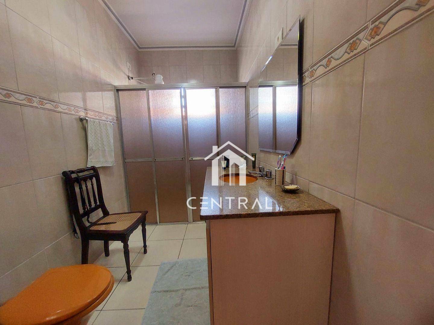 Sobrado à venda com 2 quartos, 180m² - Foto 18