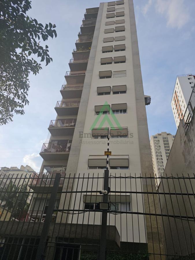 Apartamento à venda com 3 quartos, 81m² - Foto 2