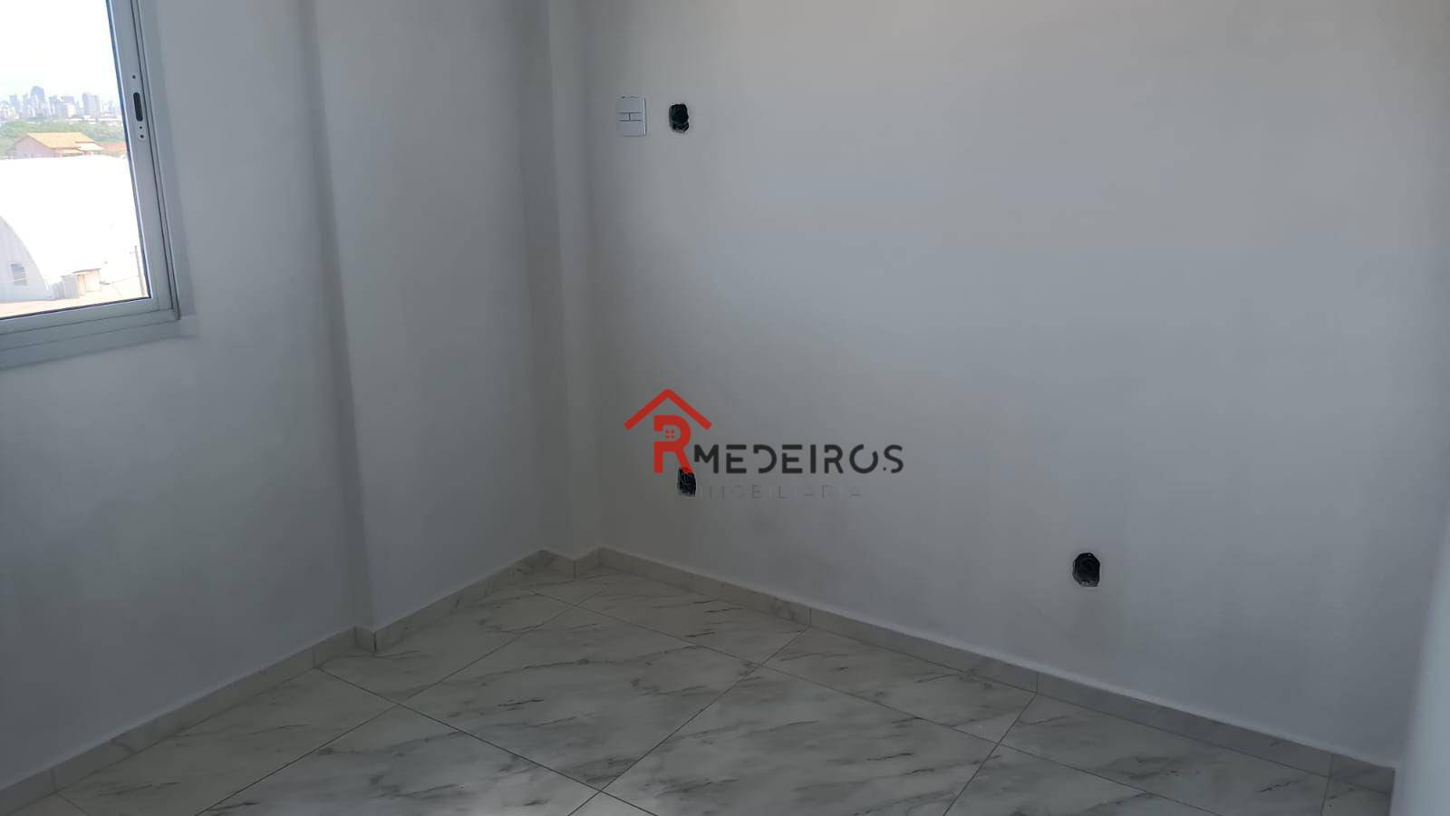 Apartamento à venda com 2 quartos, 76m² - Foto 11