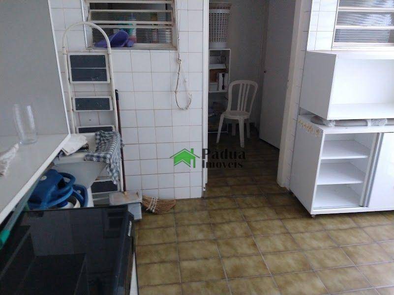 Casa à venda com 3 quartos, 320m² - Foto 10