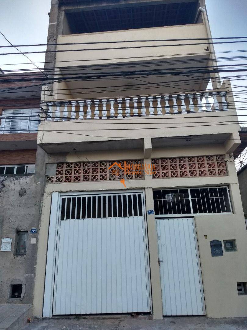 Sobrado à venda com 3 quartos, 245m² - Foto 1