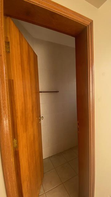 Casa de Condomínio para alugar com 3 quartos, 249m² - Foto 40