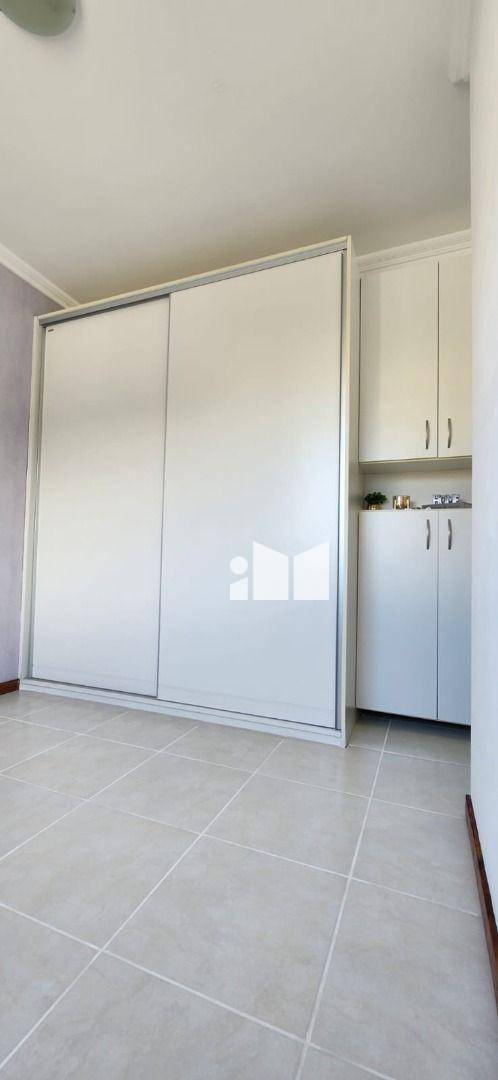 Apartamento à venda com 2 quartos, 75m² - Foto 15