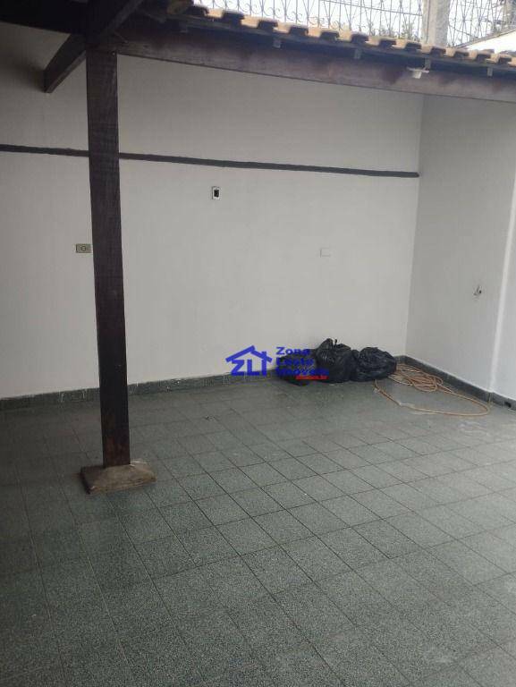 Sobrado para alugar com 3 quartos, 120m² - Foto 5