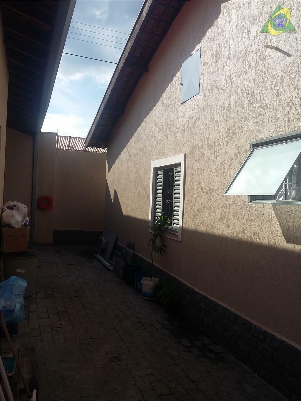 Casa à venda com 4 quartos, 199m² - Foto 19