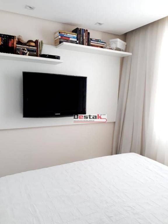 Apartamento à venda com 2 quartos, 44m² - Foto 17