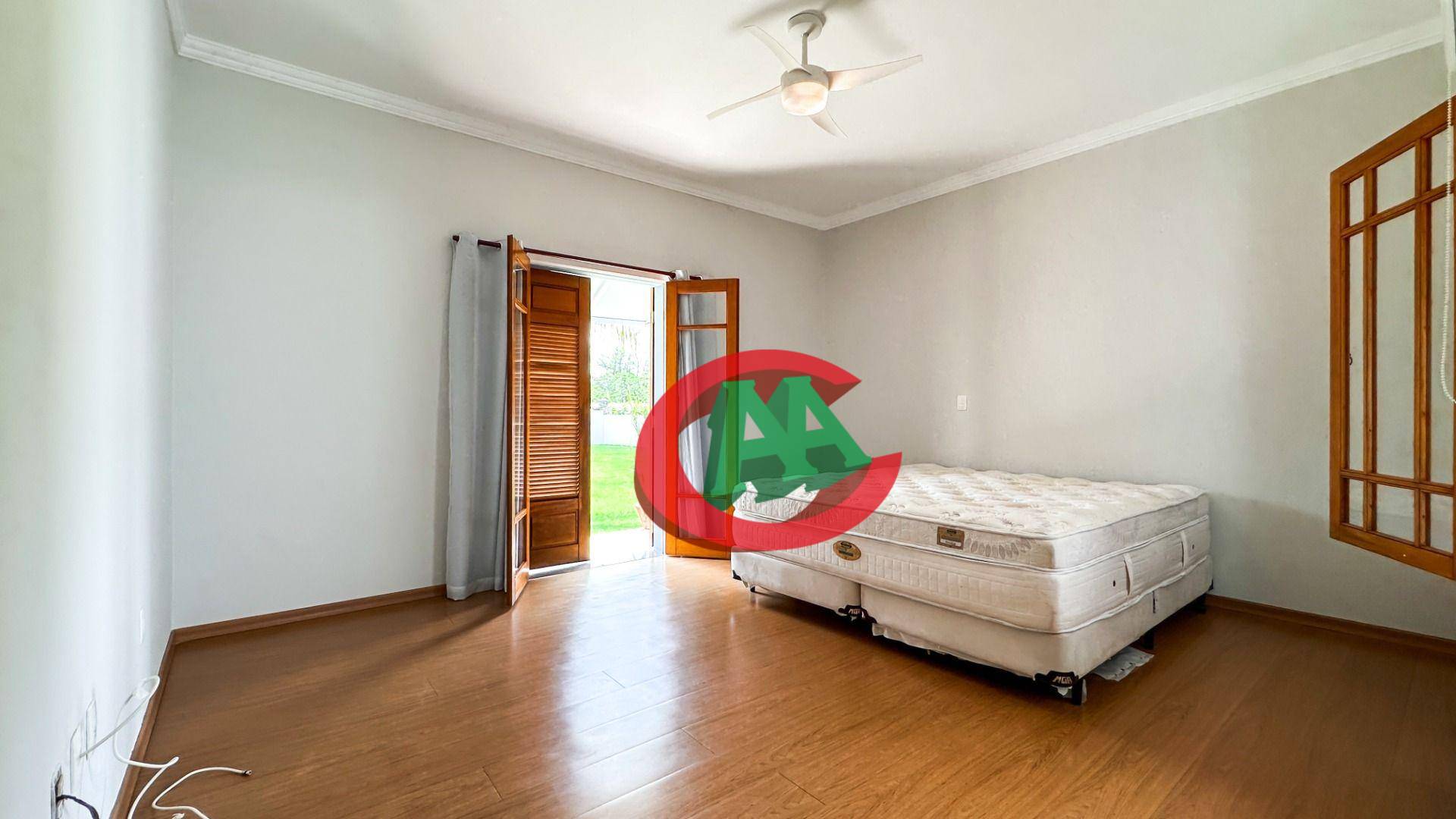 Chácara à venda com 4 quartos, 416m² - Foto 27