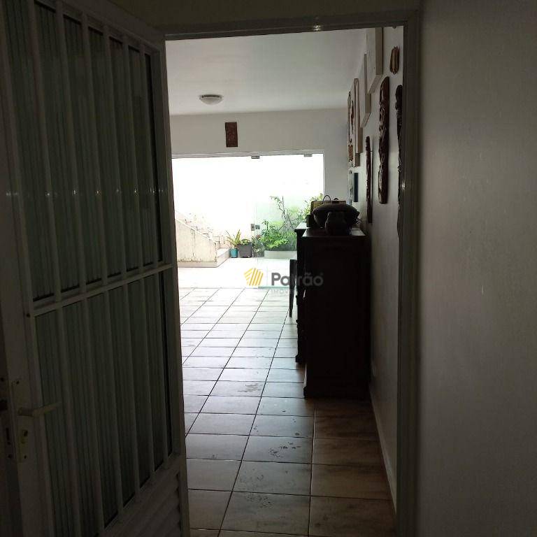 Casa à venda com 3 quartos, 270m² - Foto 26